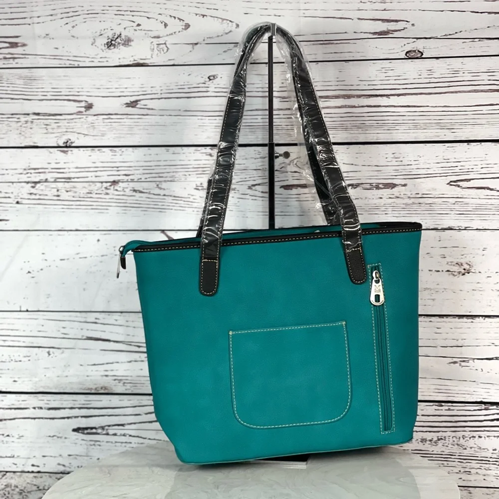 Montana West Concho Collection Concealed Carry Tote - Picture 8 of 8